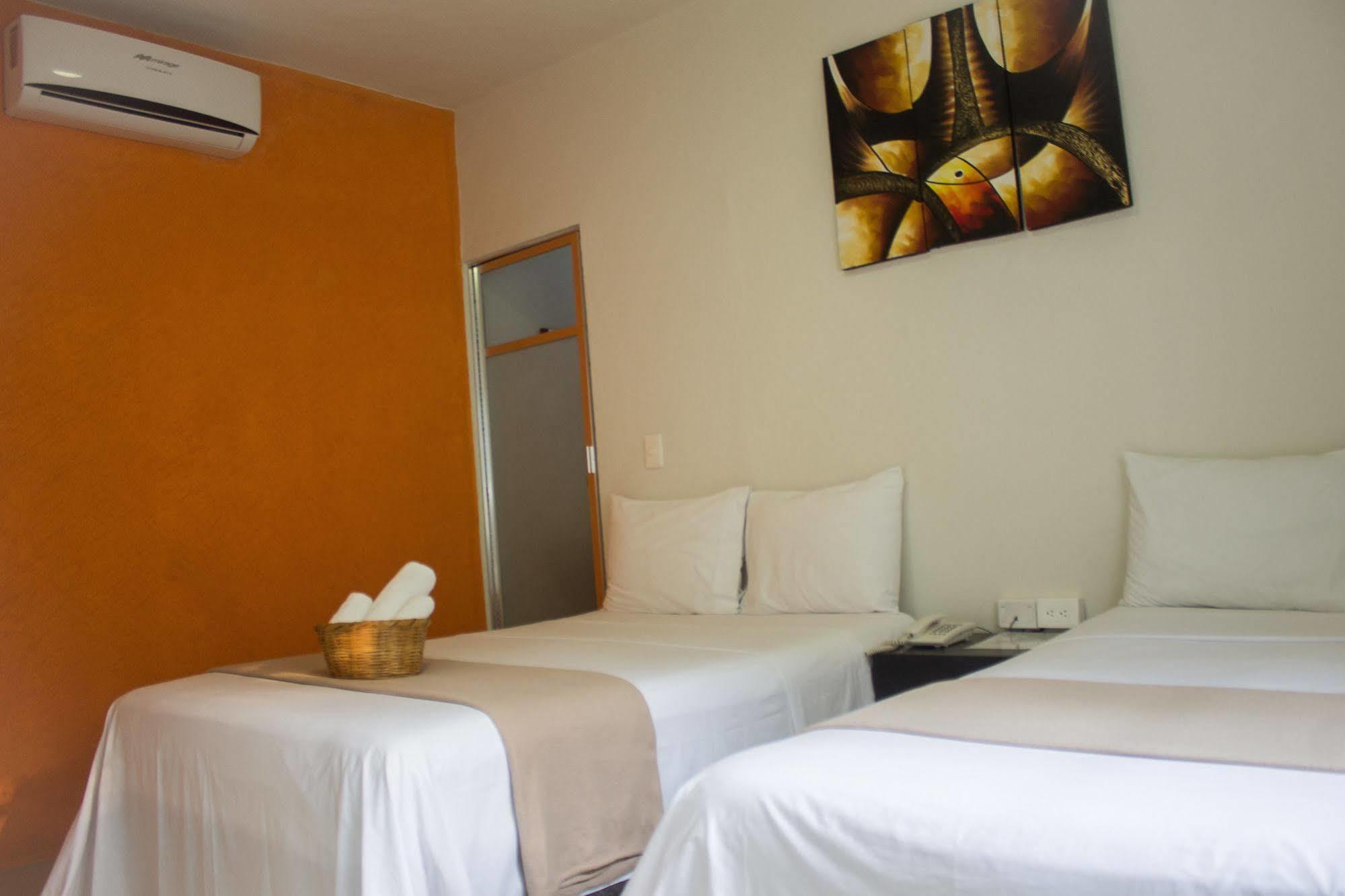 Rosvel Hotel Palenque Bagian luar foto
