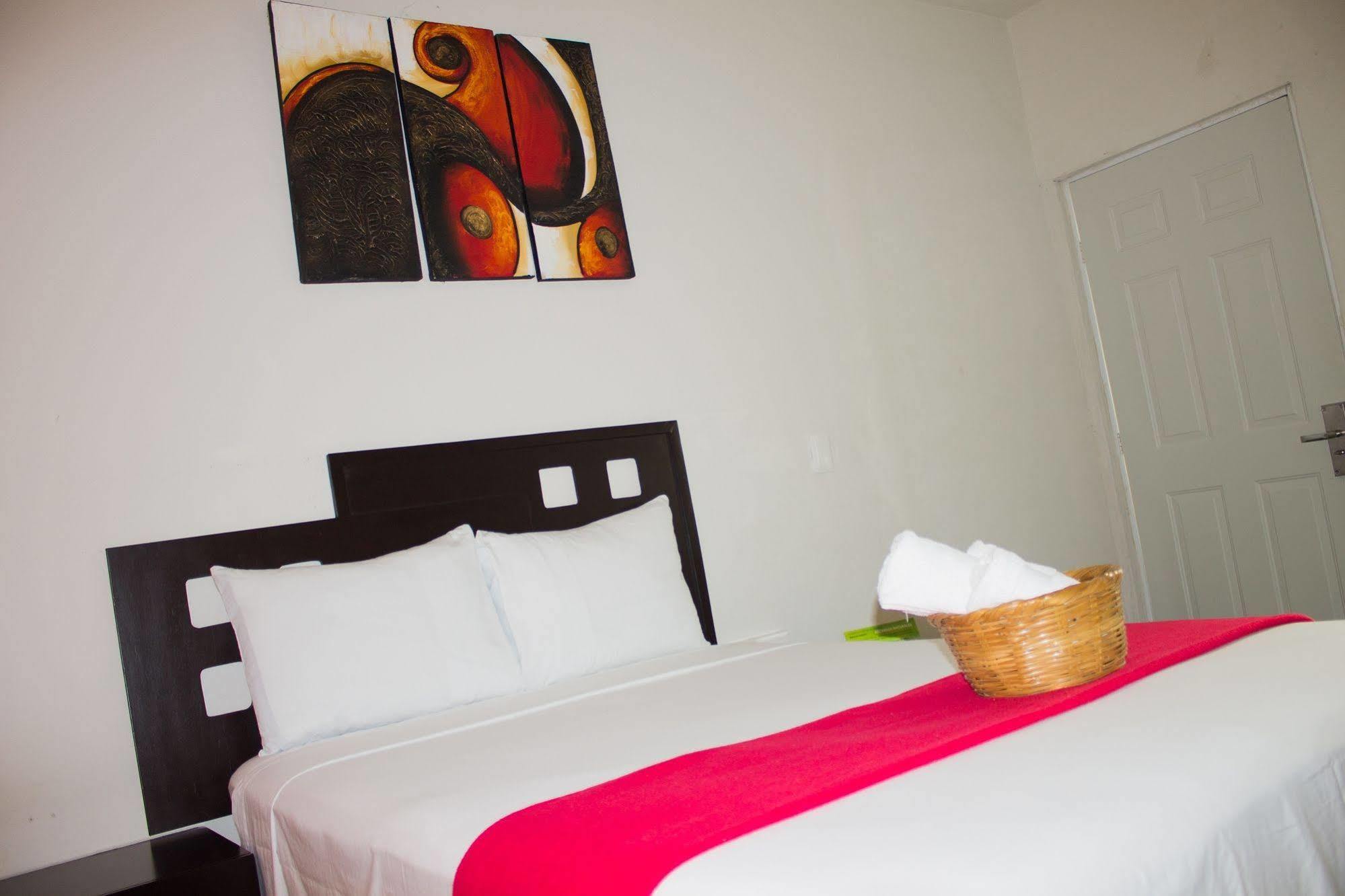 Rosvel Hotel Palenque Bagian luar foto