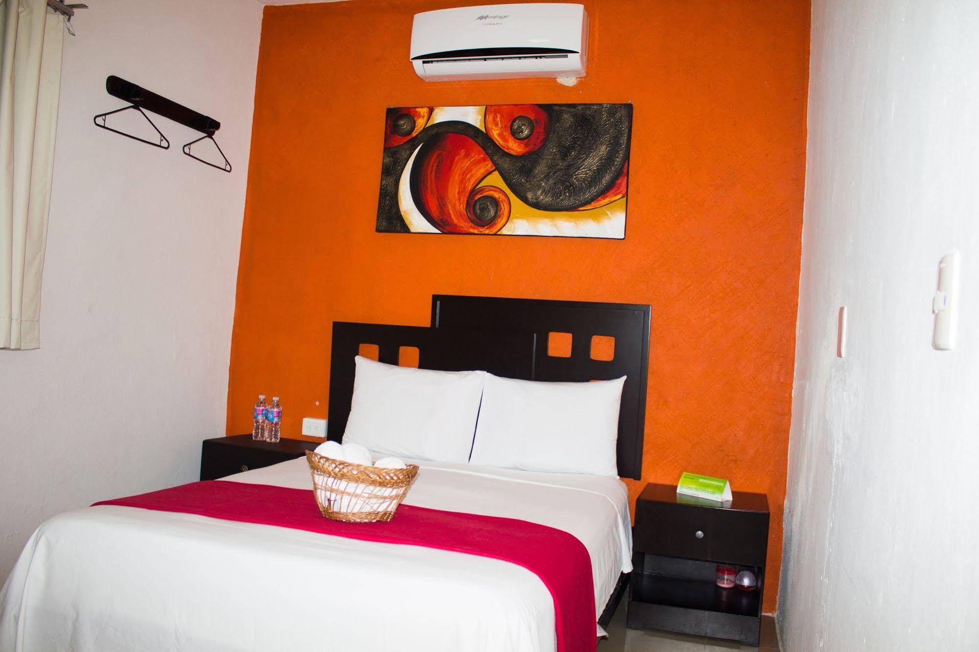 Rosvel Hotel Palenque Bagian luar foto