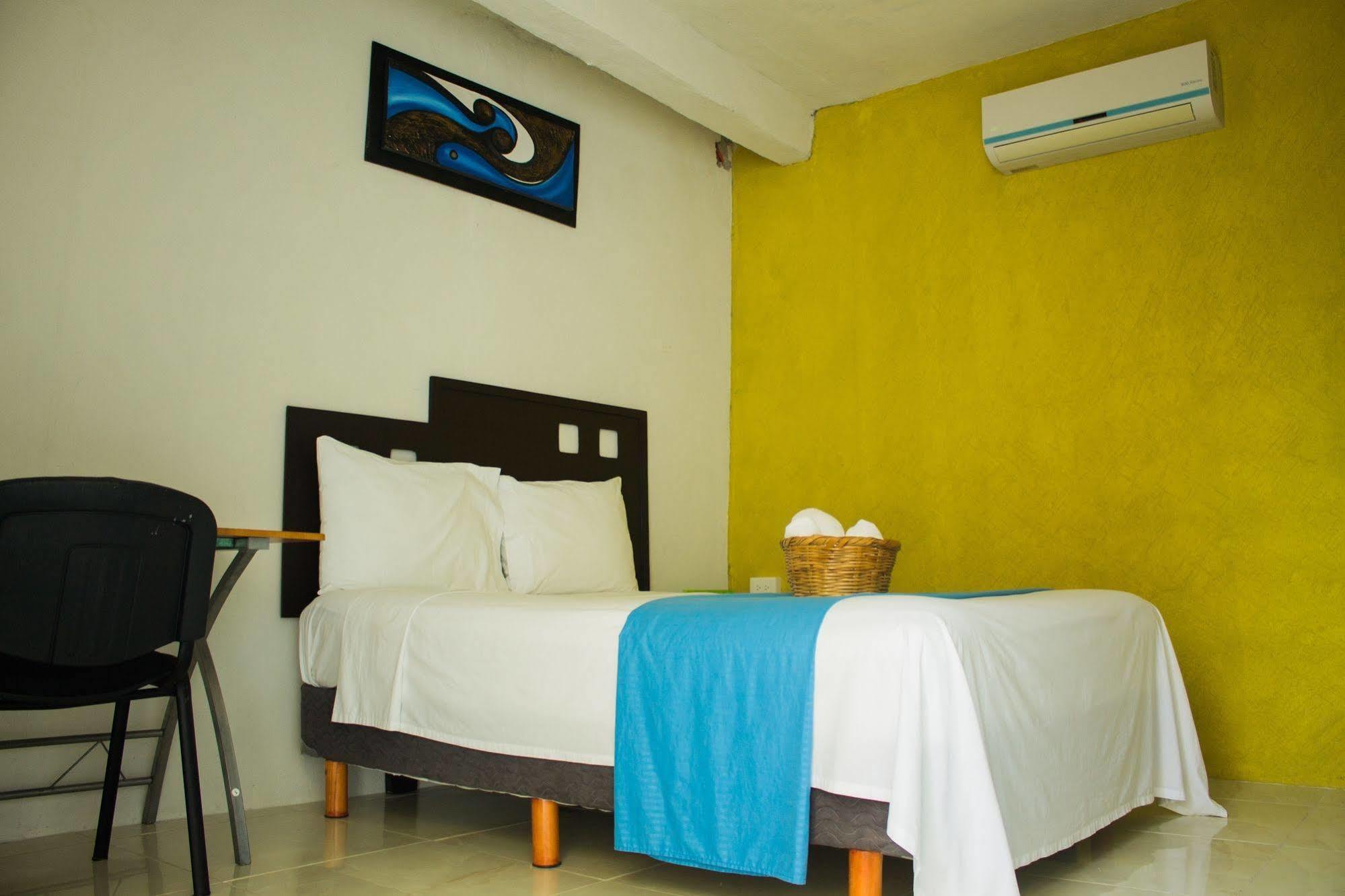 Rosvel Hotel Palenque Bagian luar foto